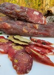 Ковбаса з оливками